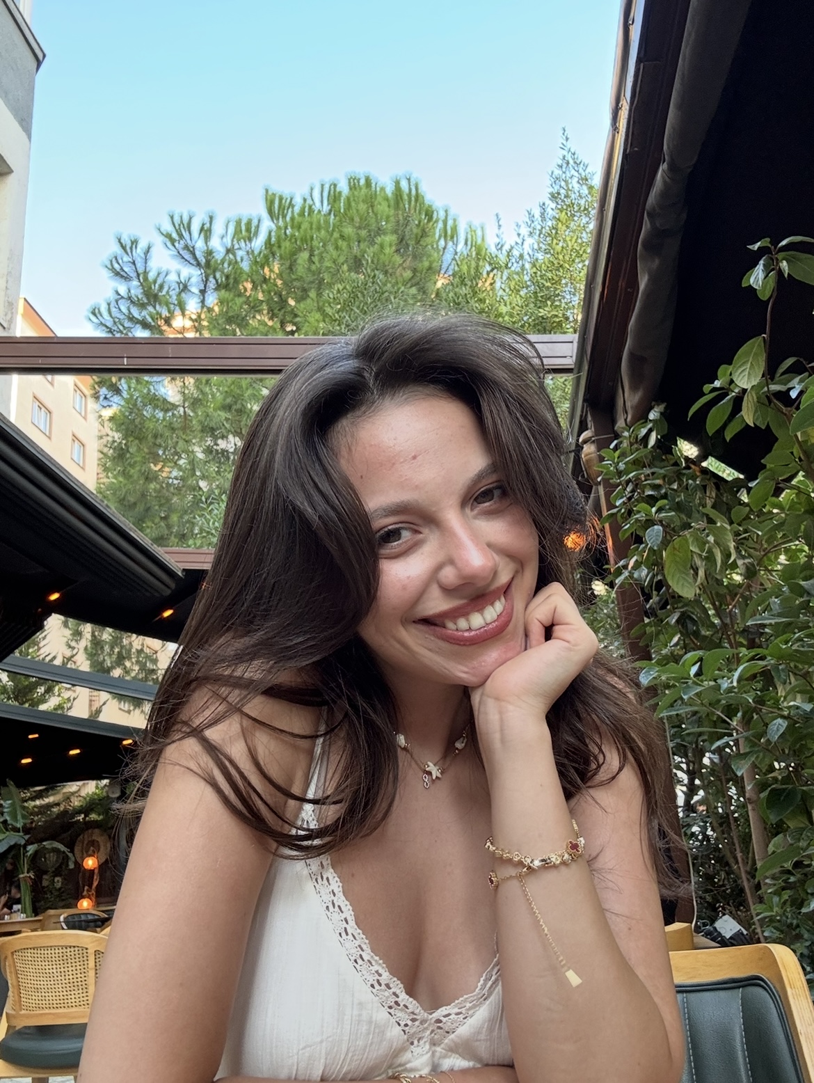 Üniversiteli Ders Veriyor Esmanur Şen 