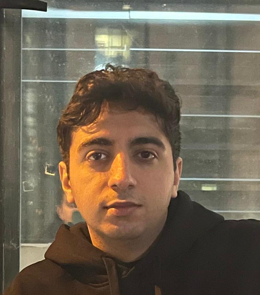 Üniversiteli Ders Veriyor DENİZ KUT 