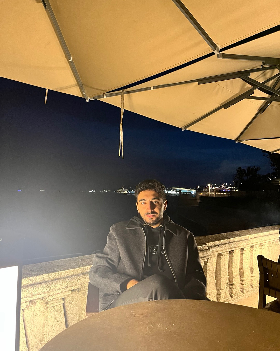 Üniversiteli Ders Veriyor DENİZ KUT 