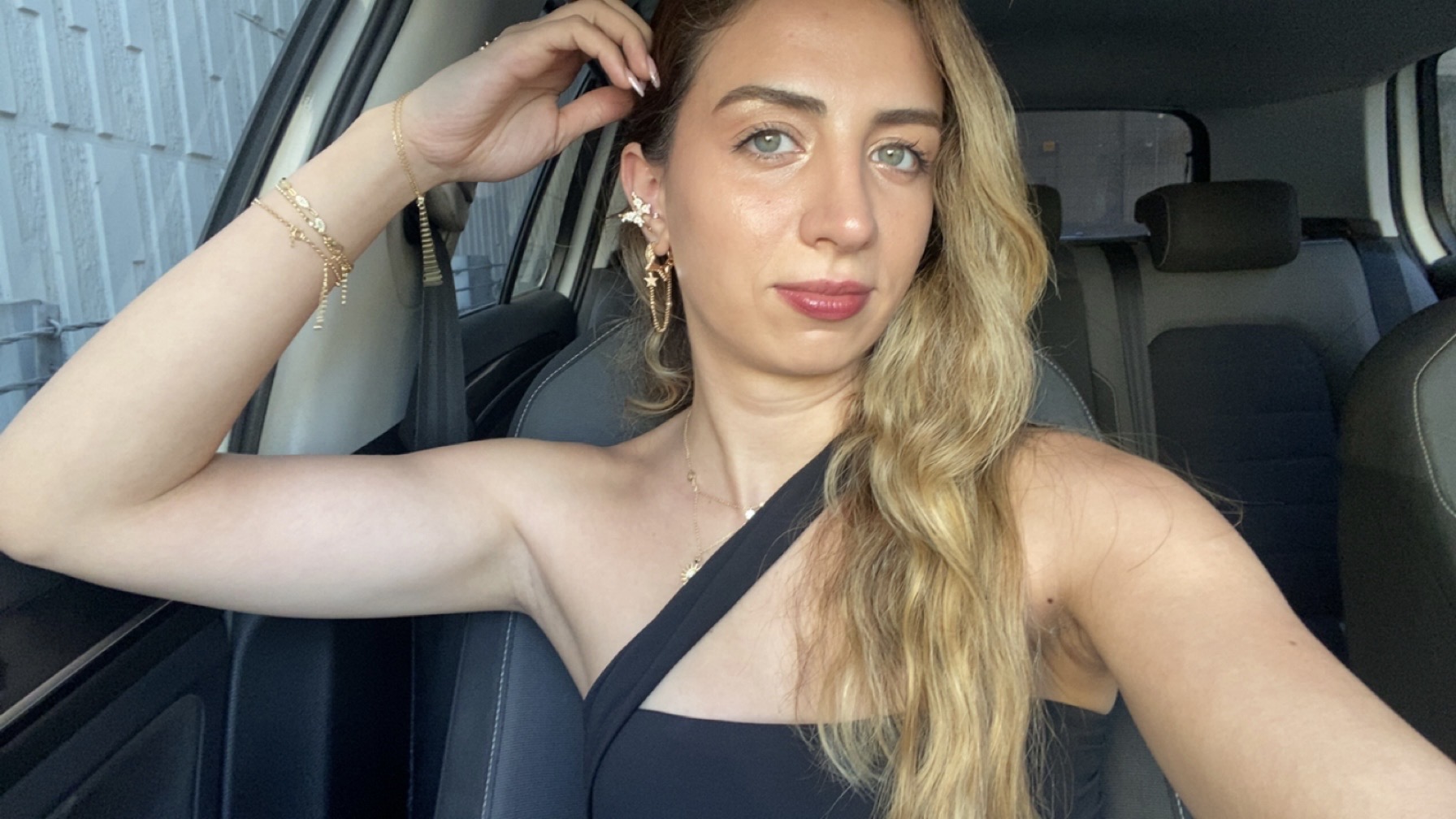 Üniversiteli Ders Veriyor Sevgi Avşar 