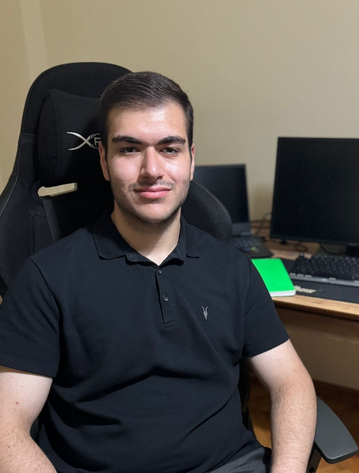 Üniversiteli Ders Veriyor Kerem Aydos 