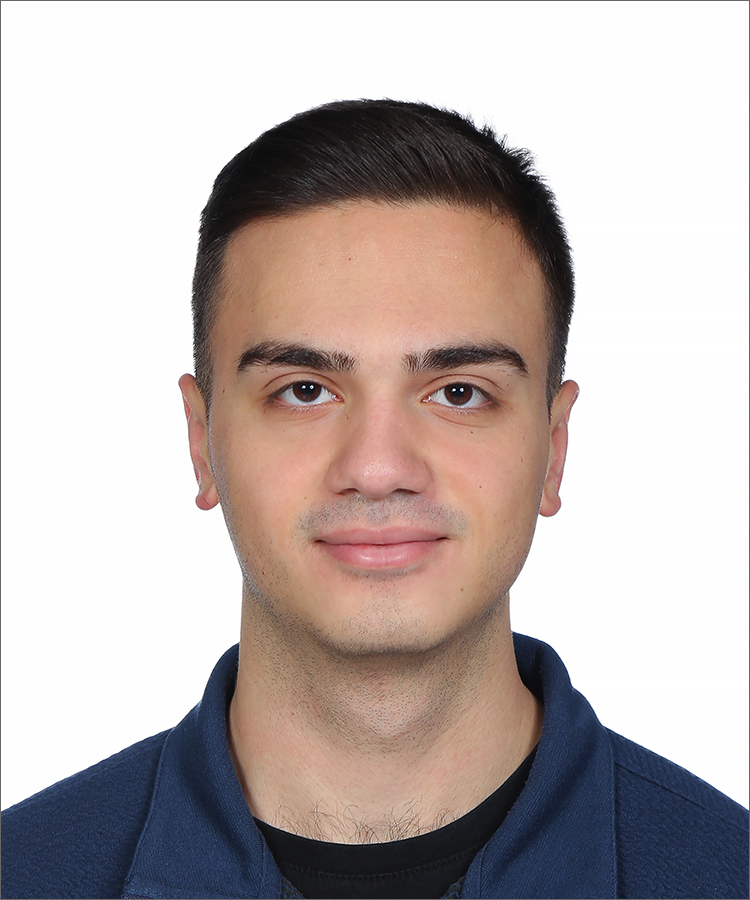 Üniversiteli Ders Veriyor Utku Yiğit Demir 