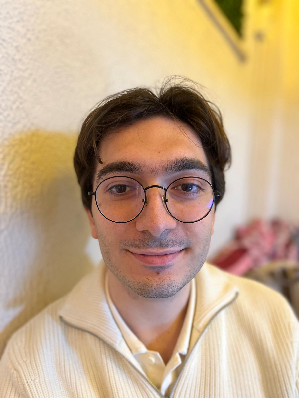 Üniversiteli Ders Veriyor Selman Eren Durmuş 