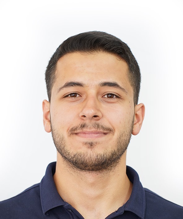 Üniversiteli Ders Veriyor Arda Keskin 