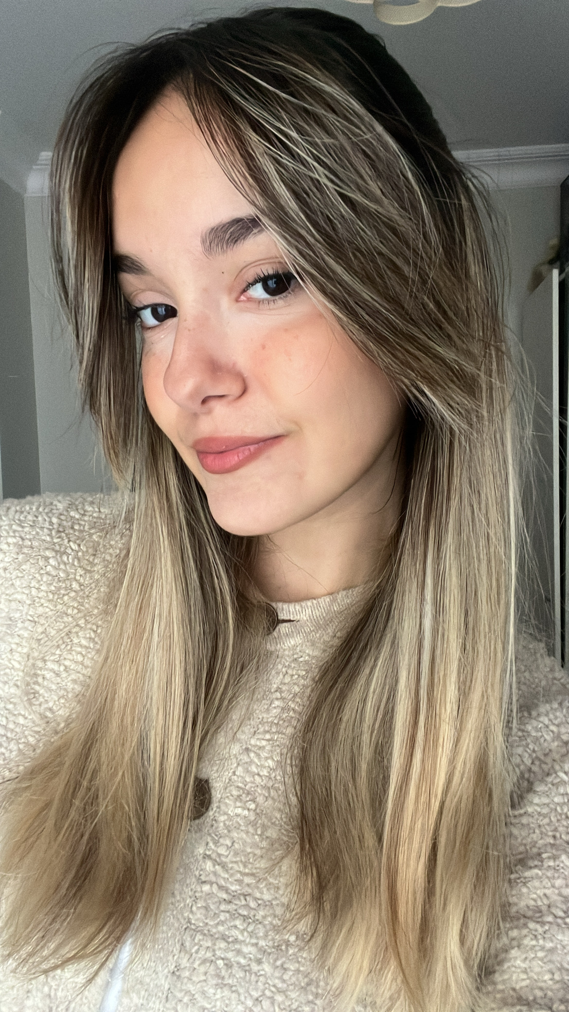 Üniversiteli Ders Veriyor Zeynep Tuncay 