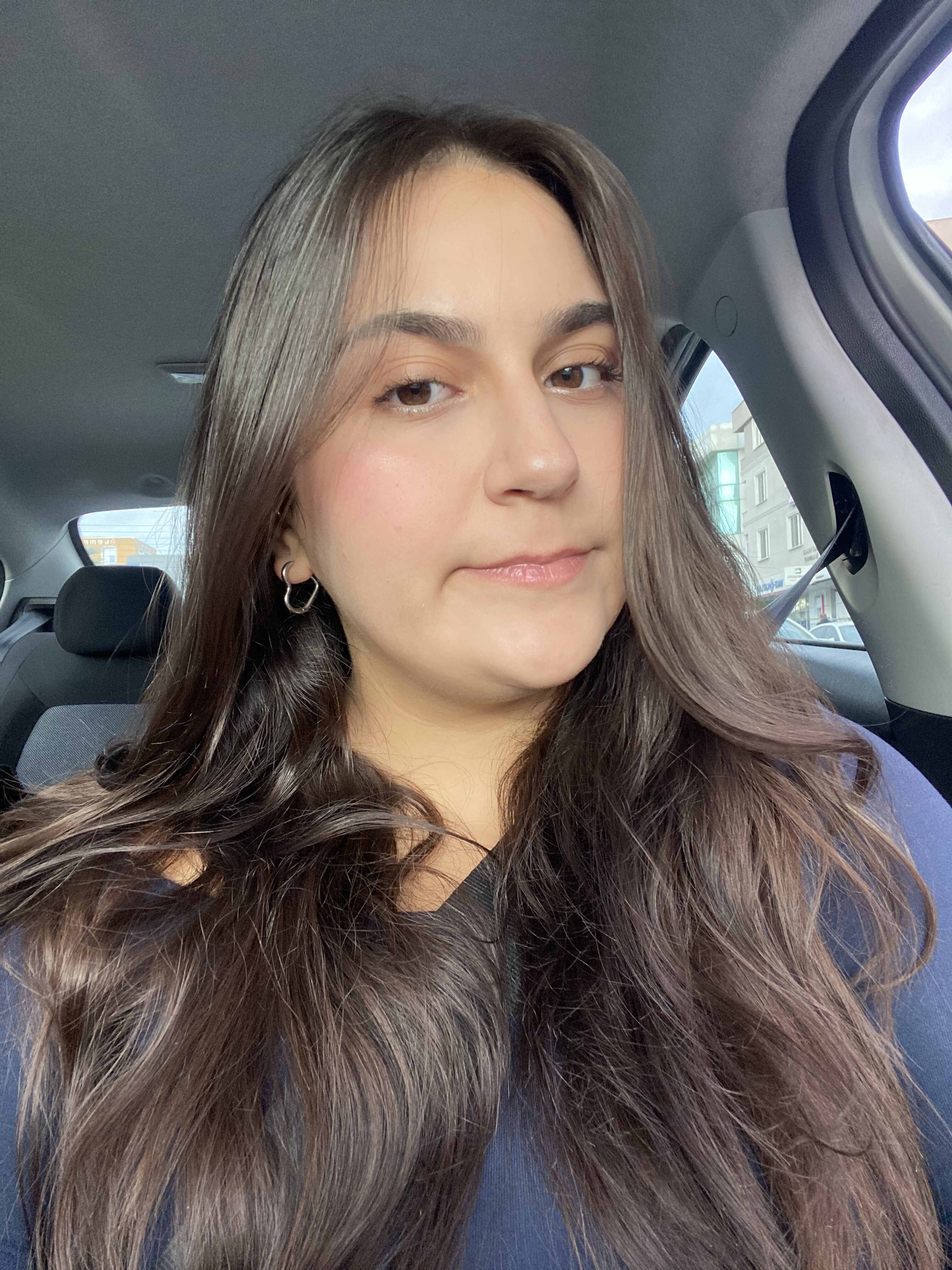 Üniversiteli Ders Veriyor Selvanur Balaban 