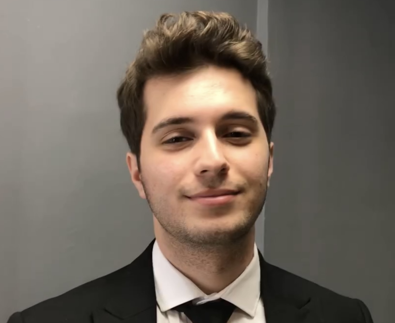 Üniversiteli Ders Veriyor MUHAMMET EMİN AKİPEK 